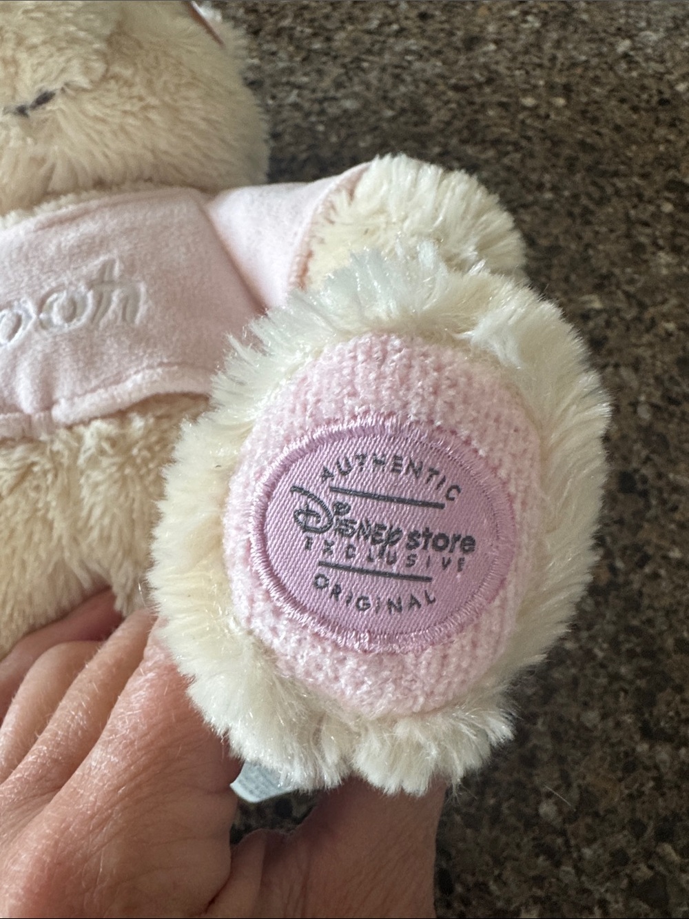 NEW Vintage Early 2000's Classic Pooh Baby Plush from the Disney Store - Picture 2 of 7